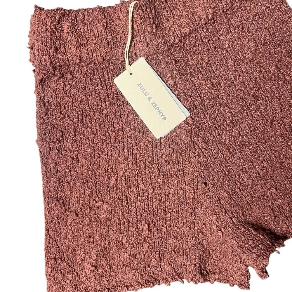 Zulu & Zephyr Plum Boucle Knit Short Size 0-2 (NWT)